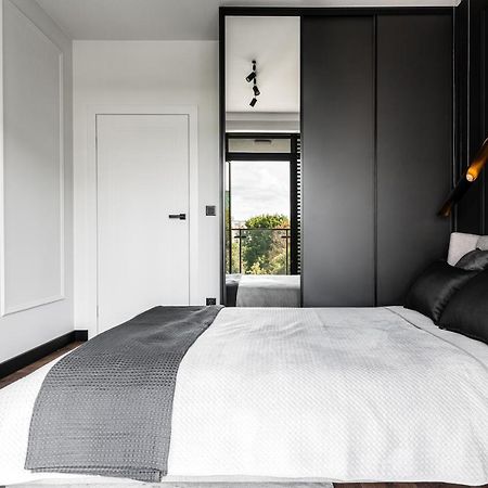 Stylowy Apartament W Centrum Poznania Bagian luar foto